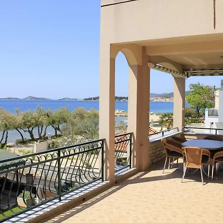 Apartments Zdenka Vodice Exterior photo
