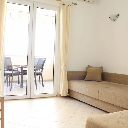 Apartments Zdenka Vodice Exterior photo